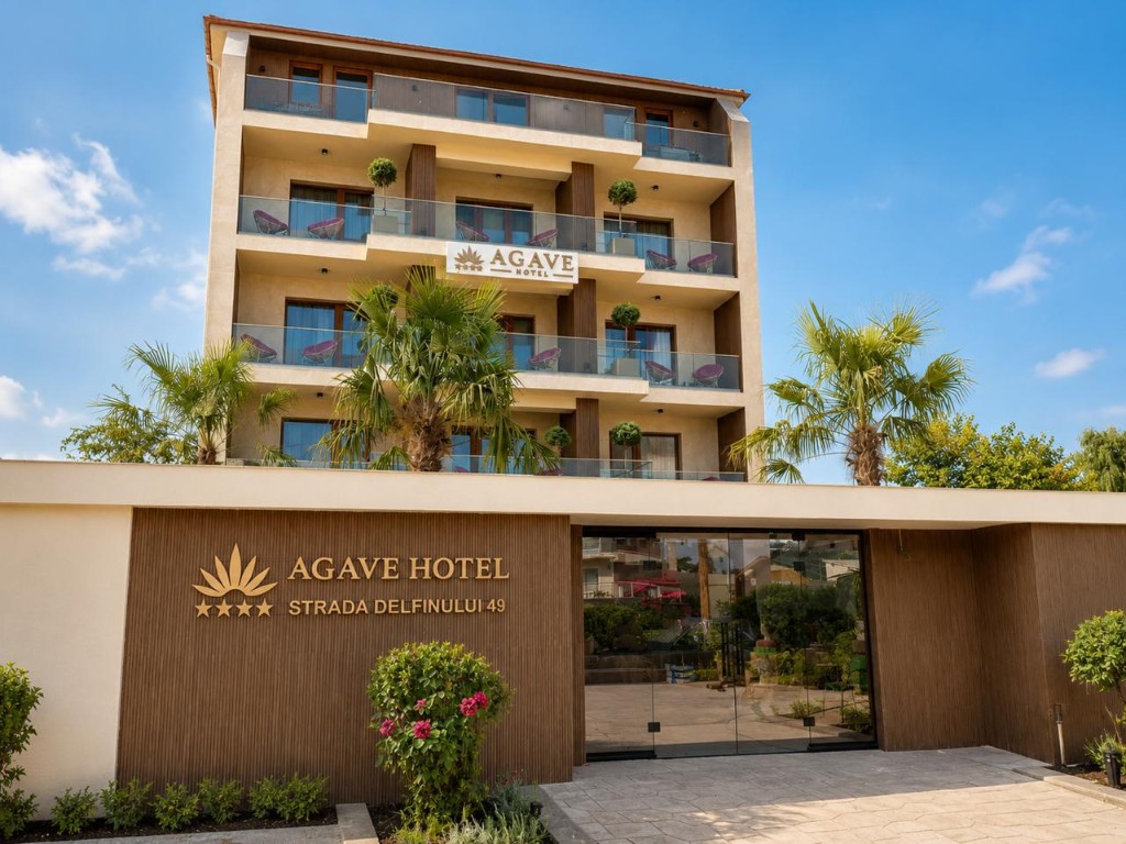 Agave Hotel — exterior